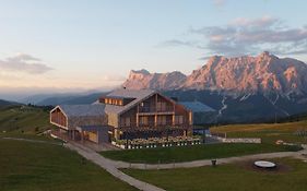 Ferienhaus Rifugio Alpino Pralongia